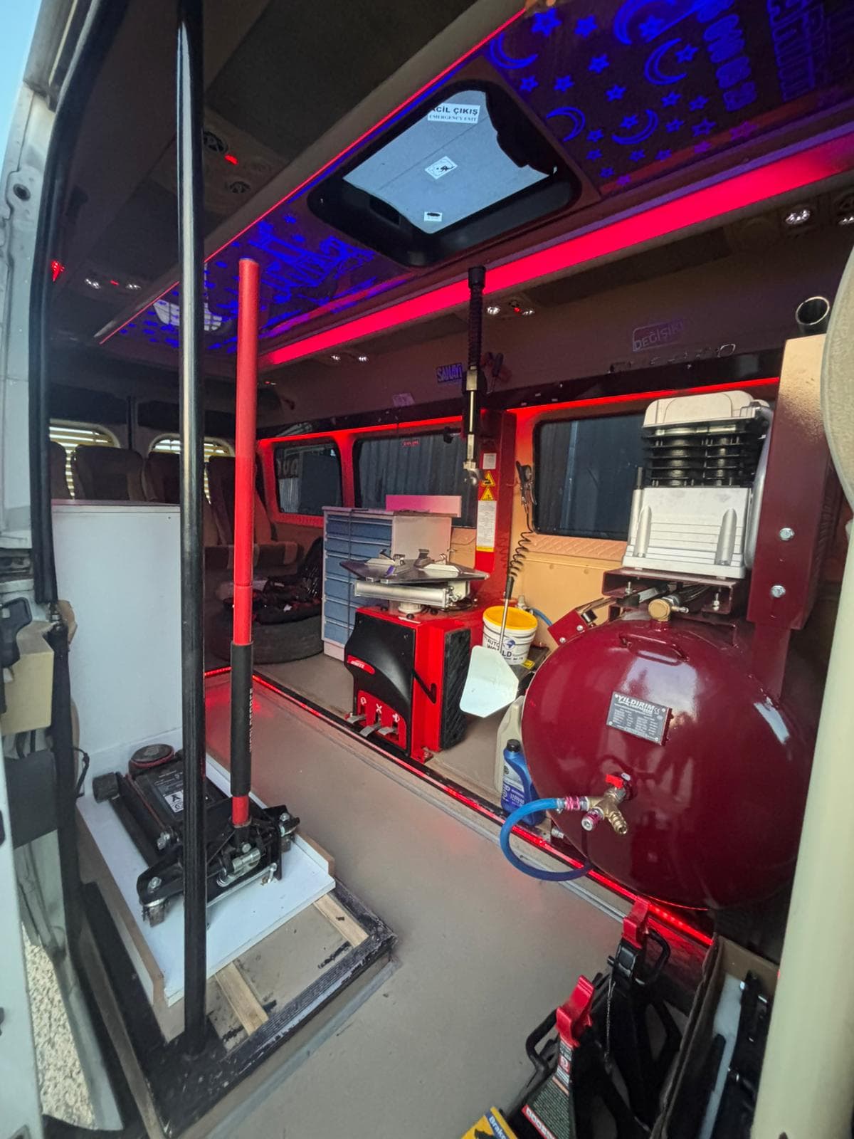 Mobil lastik tamiri ve yerinde arıza aracı 1