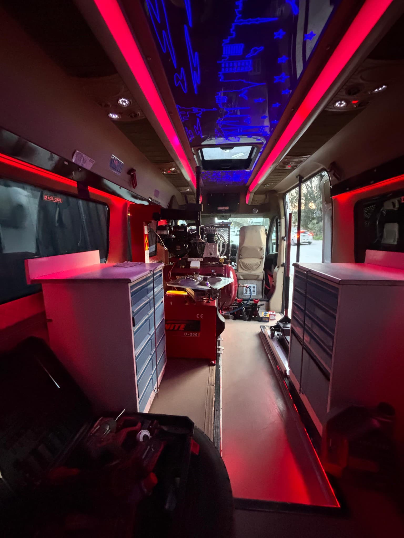 Mobil lastik tamiri ve yerinde arıza aracı 3